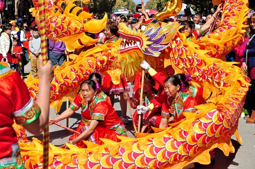 石明13619683558《金龙闹春》1