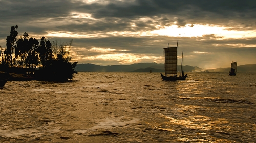 朱晓榆 13808737256《渔舟唱晚》