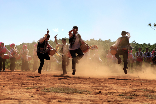 应曼，13330510493《秧佬鼓》