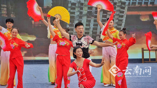 2017郑和国际文化旅游节在晋宁开幕 主会场文艺演出精彩纷呈4