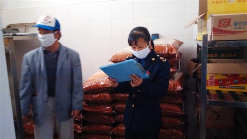 晋宁区市场监管局六街所组织镇中心幼儿园开展食品安全应急演练