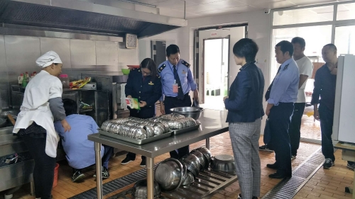 晋宁六部门齐抓共管校园及周边食品安全