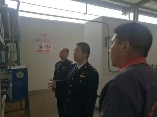 晋宁区市场监管局开展气瓶充装安全隐患大排查1