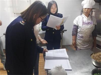 晋宁区市场监管局加强校园食堂食品安全监督抽检