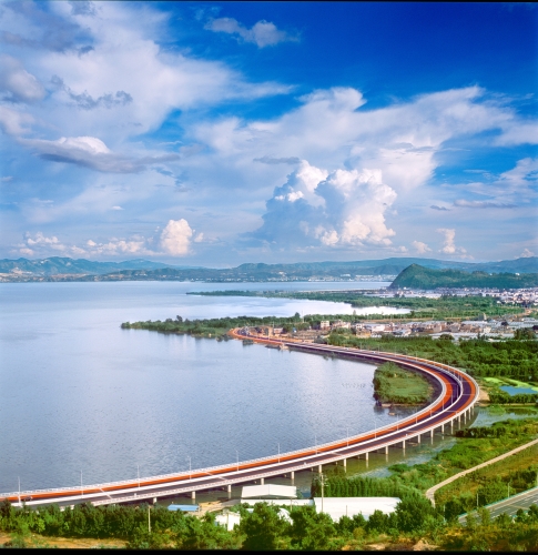 依山傍水好景色—— 邢晋苏