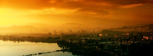 冯毅留13908870356《阳城湖畔》