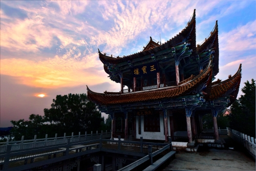 《三宝楼晨曦》张新民13888273942