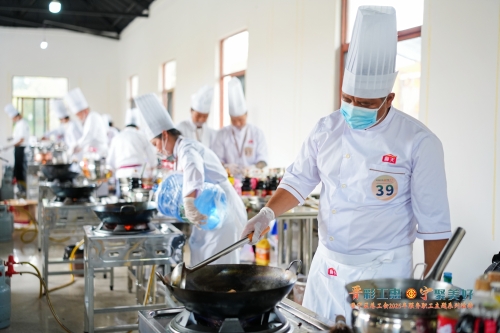 烹饪竞赛+普惠集市+森林音乐会！晋宁区总工会用心用情打造服务职工品牌(图2)