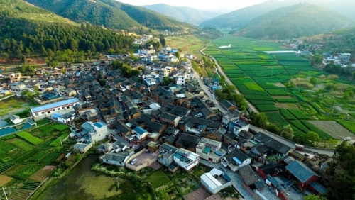 航拍双河营全景